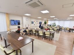 明るいダイニングルーム