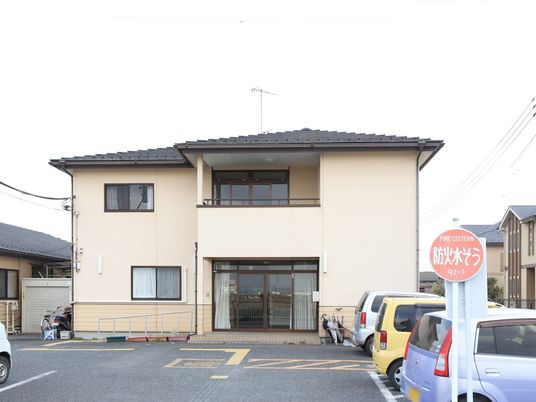 清潔感あふれる施設外観