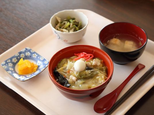 和風の健康的な食事