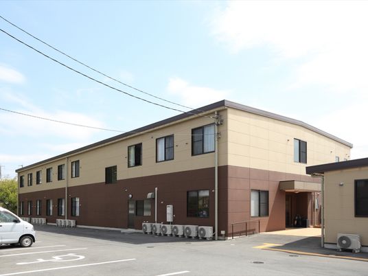 清潔感のある建物の外観