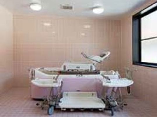 きれいな浴室の仕事場