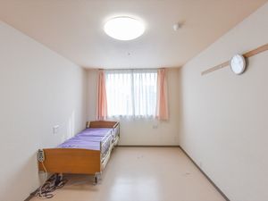 清潔な居室の一部