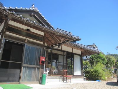 和風建築のエントランス