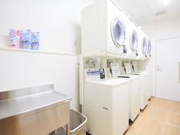 洗濯機と洗剤の設備