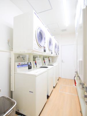 清潔感のある洗濯室