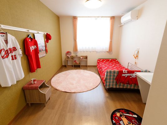 居室の明るく整った様子