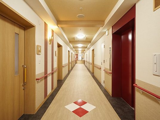 清潔感のある廊下