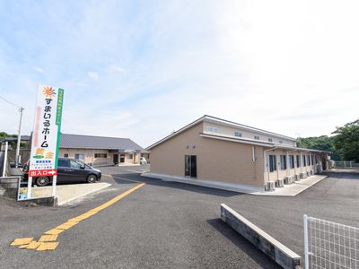 ゆったりとした新築施設外観