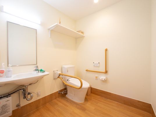 バリアフリーの浴室