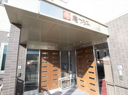 入口のエントランス