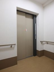 エアコンとドアの細部