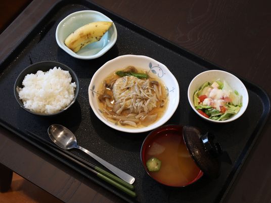 栄養満点の食事提供