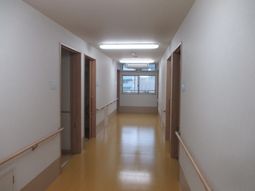 清潔な廊下