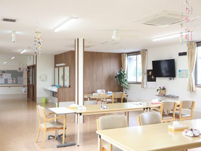 ゆったりとした共用食堂
