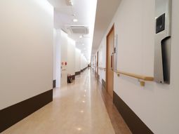 清潔感ある廊下の様子