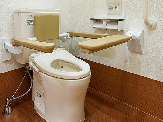 バリアフリー対応のトイレ