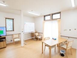 明るいリビングスペース