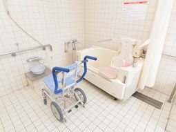 バリアフリー浴室施設