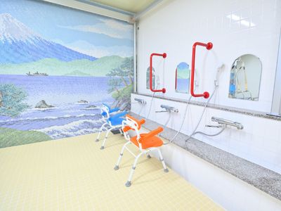 安全ハンドレール付き浴室