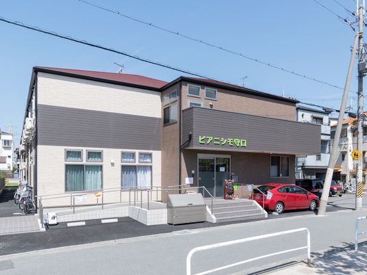 清潔な建物の外観