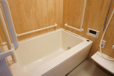 バリアフリー浴室設備