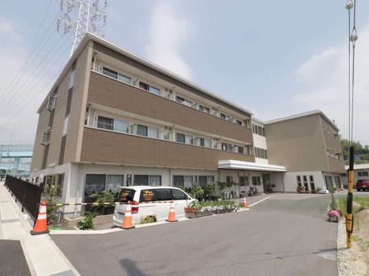 清潔な外観の建物