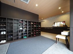 エントランスのシューズラック