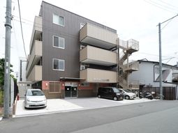 現代的建築の外観