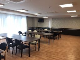 明るいダイニングスペース