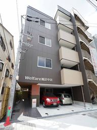 現代的なデザインの建物外観