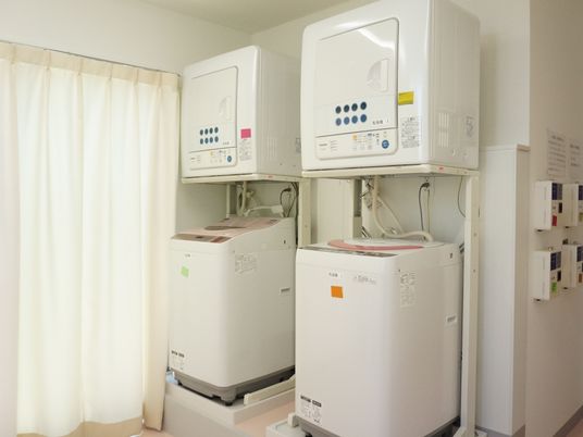 洗濯機が設置された室内