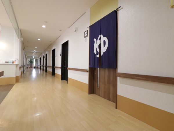 清潔感ある廊下の様子