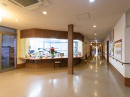 広々とした廊下