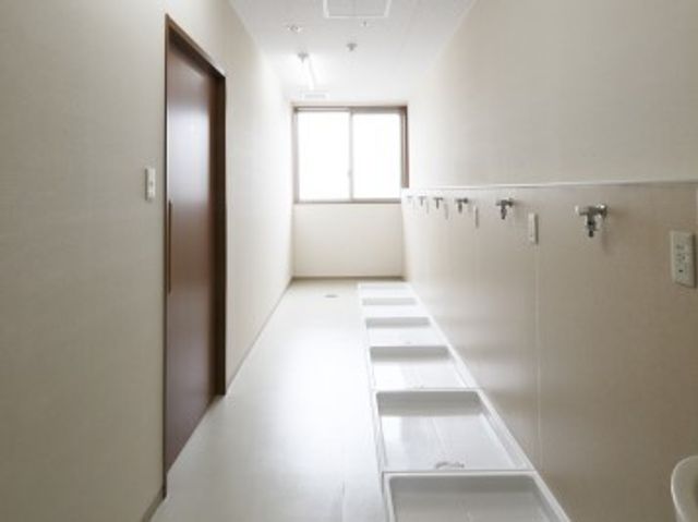 清潔な洗面所の一角