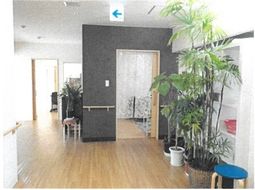 開放感あふれる廊下