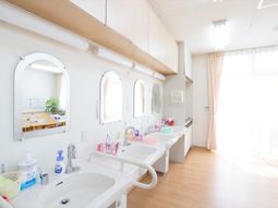 清潔な洗面台エリア