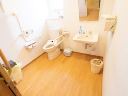 清潔なトイレスペース
