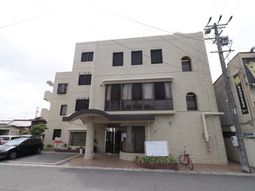 清潔な外観の建物