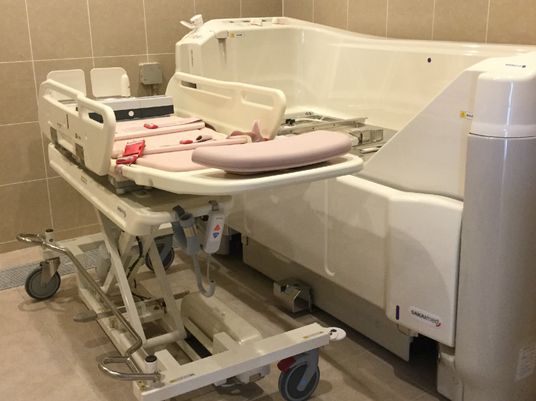 特殊浴槽の設備
