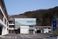 光溢れる建物の外観