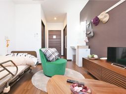 居室の明るいインテリア