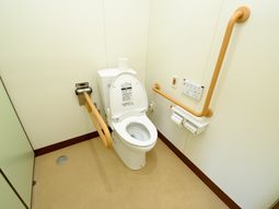 バリアフリートイレの一例