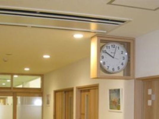 清潔感のある施設廊下