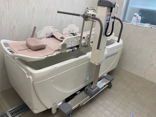 快適な介護浴槽