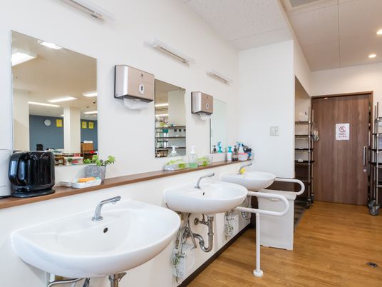 洗面台が並んだスペース