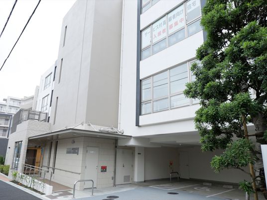 清潔感のあるエントランス