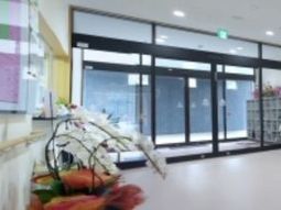 明るいエントランス