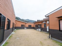 清潔な外観の建物
