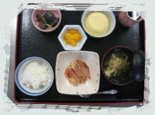 和風のバランスの取れた食事
