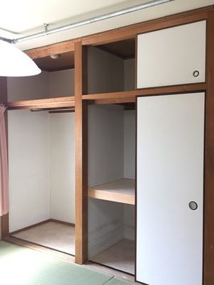 明るい和室のクローゼット